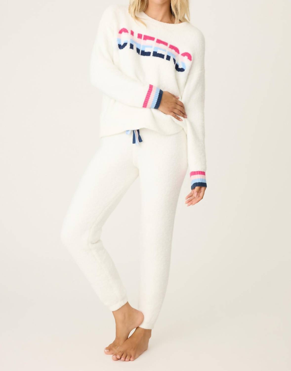 

Комплект для отдыха Marshmallow Party в пудрово-белом цвете PJ Salvage