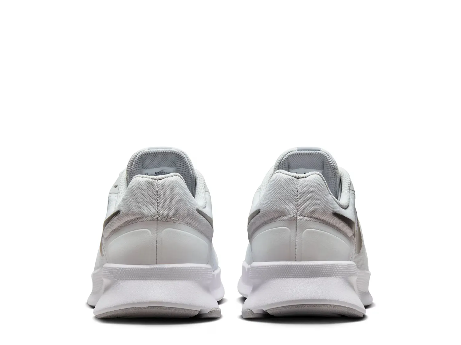 Кроссовки Run Swift 3 Running Shoe Nike, белый/черный — фото 2