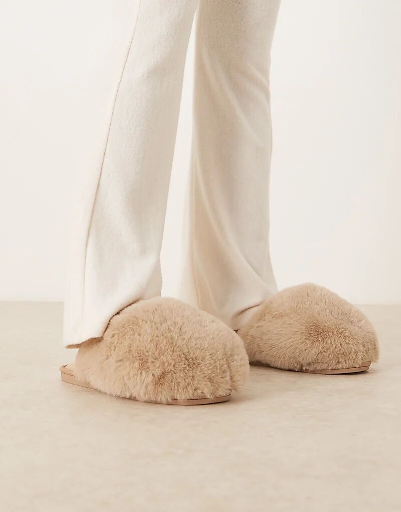 Пушистые тапочки Free People Snowball в серо-коричневом цвете