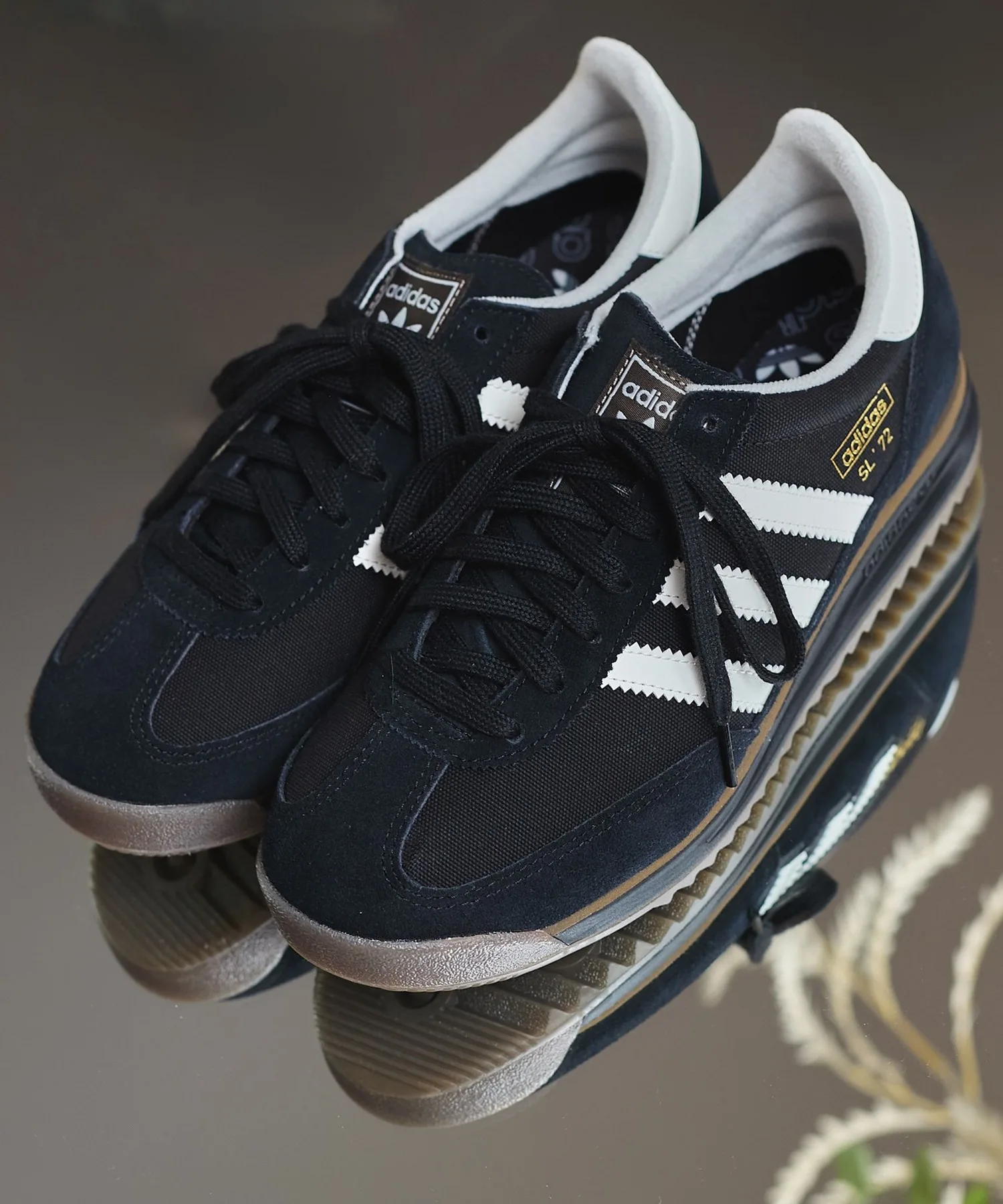 Мужские кроссовки из замши adidas Originals SL 72 RS черные
