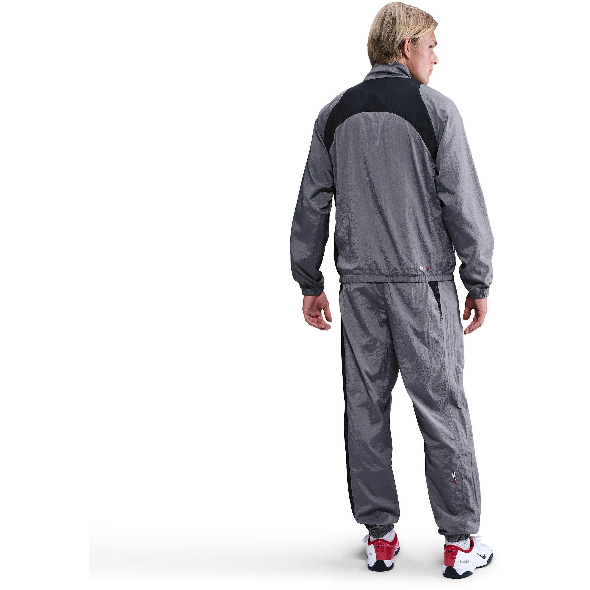 NIKE Тренировочная курка 'Total 90' в цвете Basalt Grey — фото 4