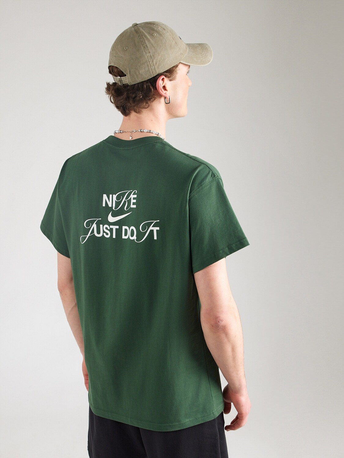 Nike Sportswear Футболка в цвете Jade — фото 4