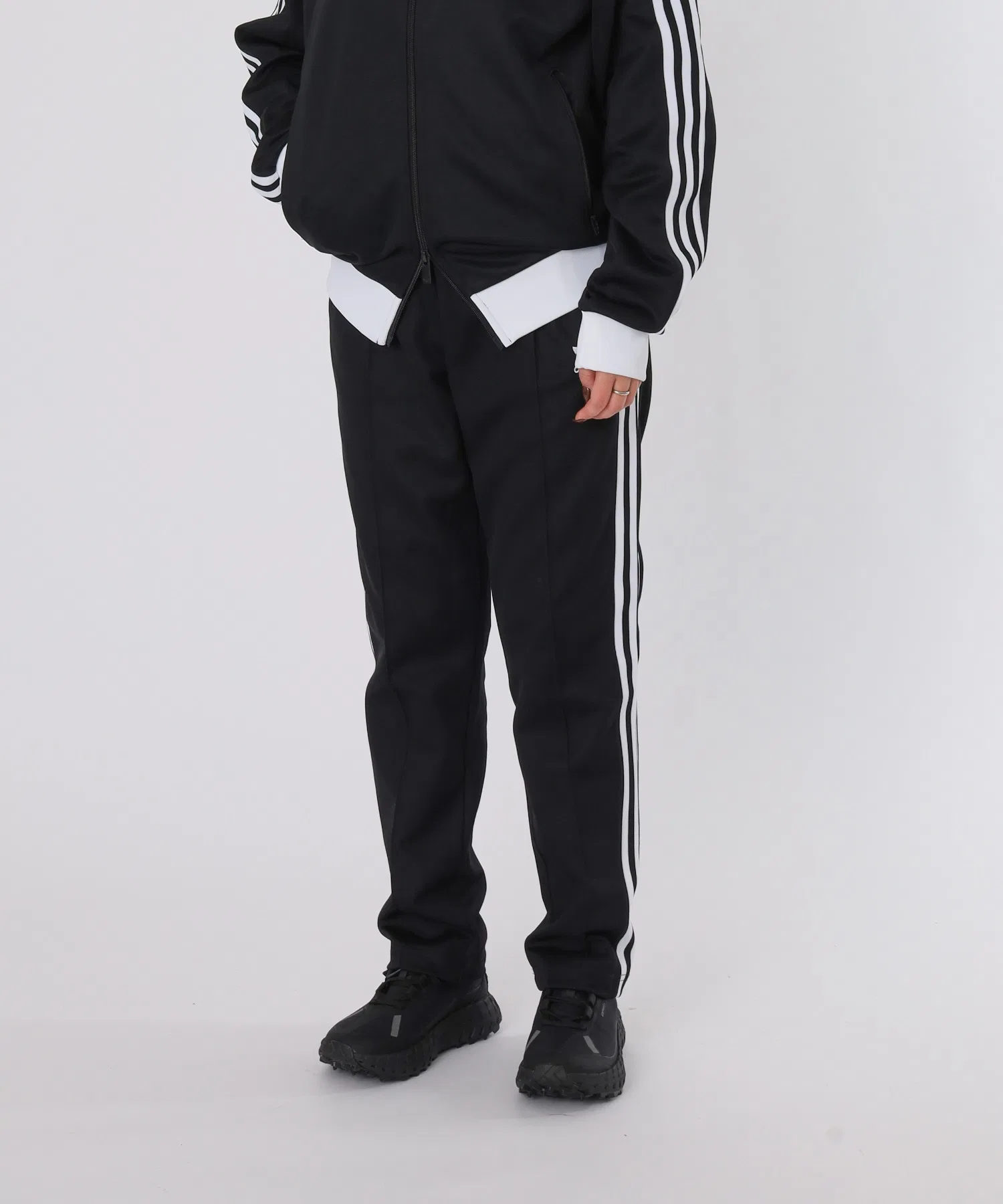 Унисекс спортивные брюки adidas Originals CLASSIC TP тёмно-синие — фото 2