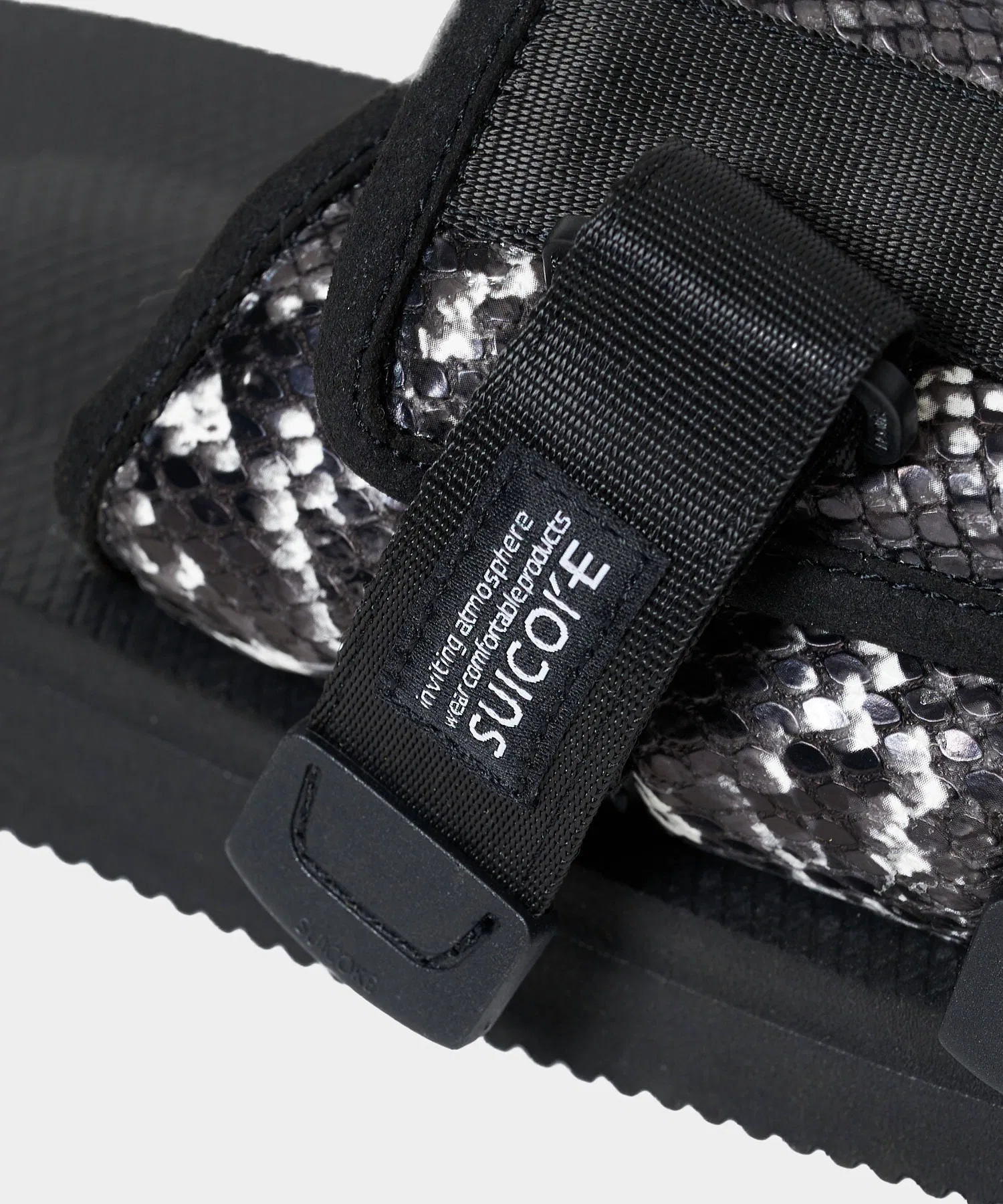 Мужские и женские сандалии DELUXE x SUICOKE OG-081 — фото 4