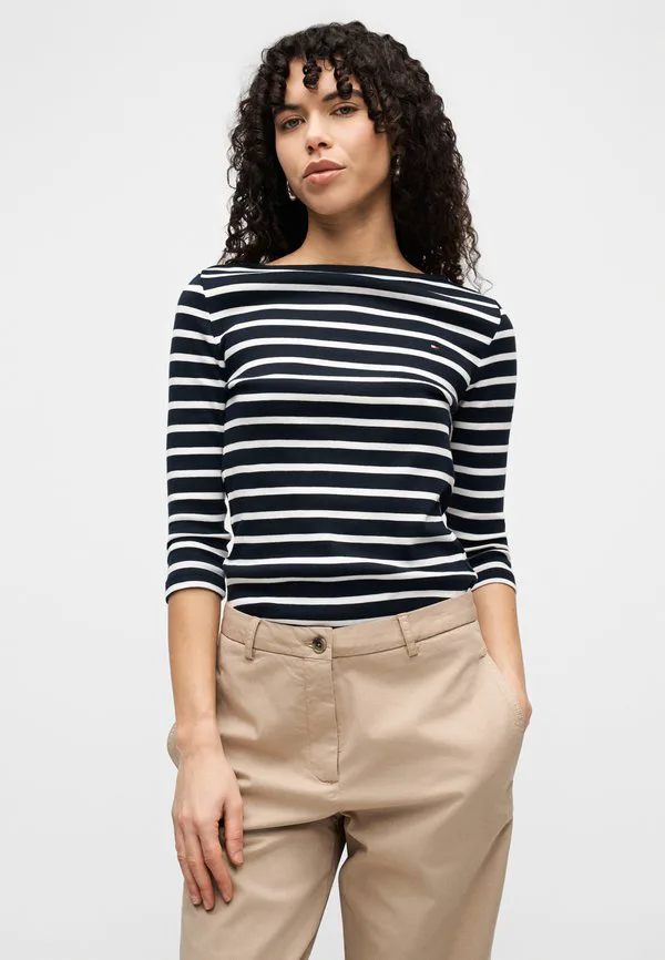 Выстиранные узкие прямые брюки-чиносы Tommy Hilfiger, Beige — фото 4