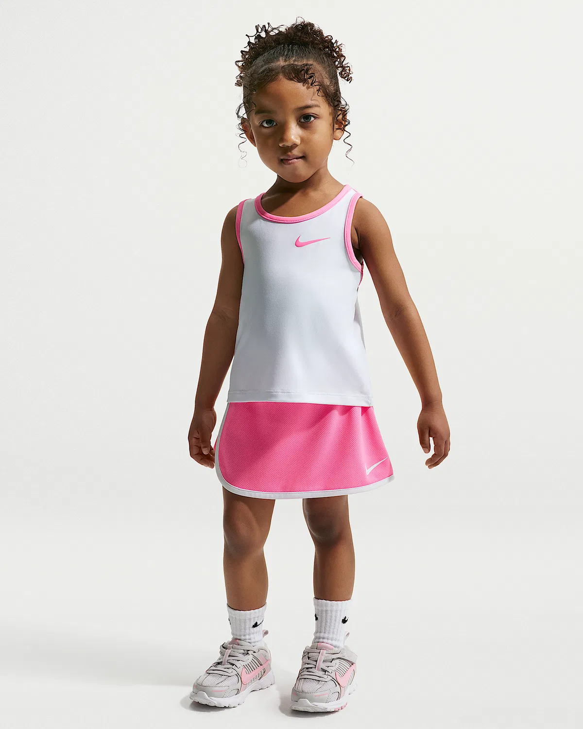 Детский набор из двух предметов Dri-FIT Colorblocked Scooter Set Nike, Pink Glow