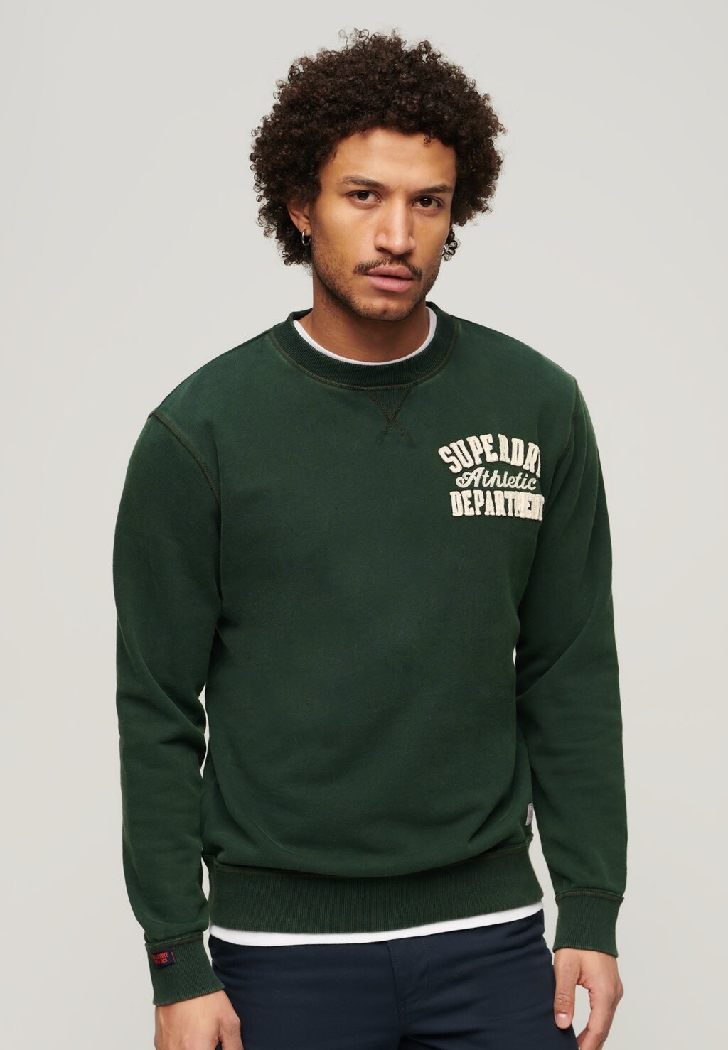 

Толстовка ATHLETIC CREW Superdry, зеленый