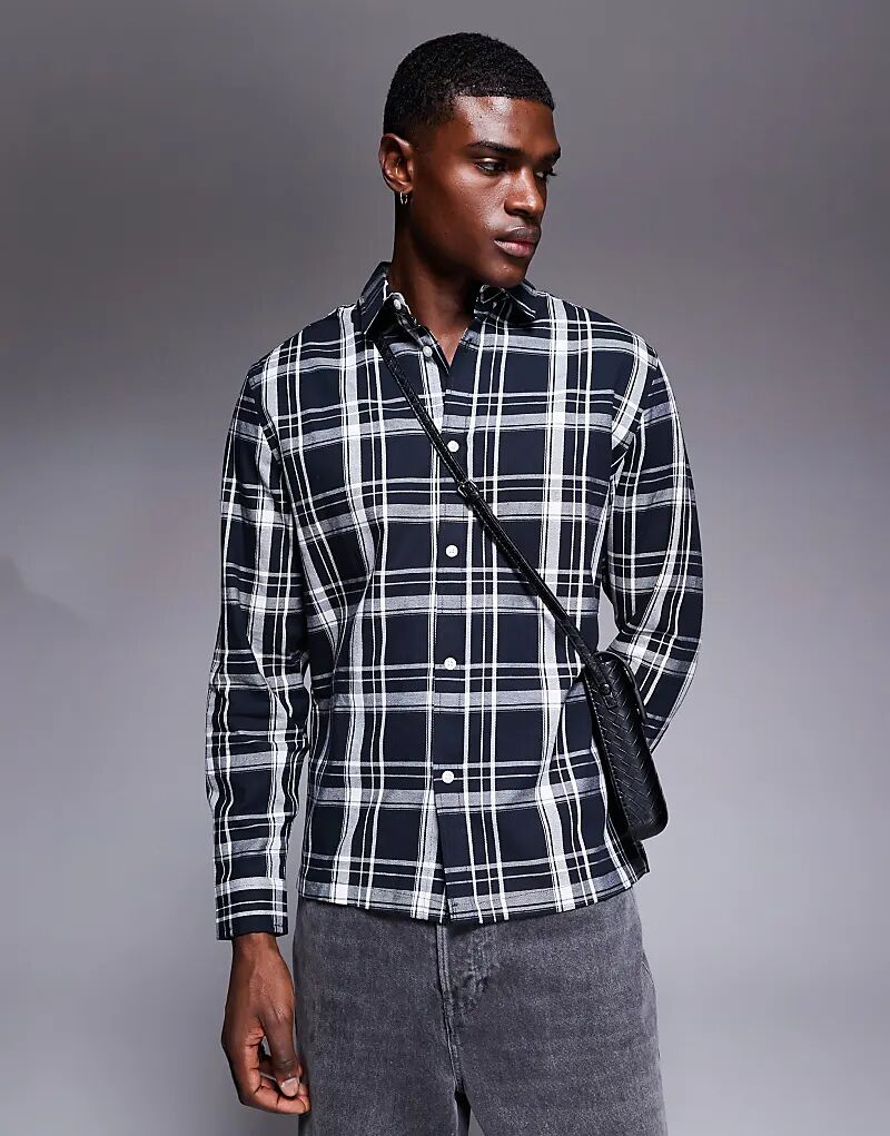 

Рубашка в тонкую клетку черного цвета ASOS DESIGN