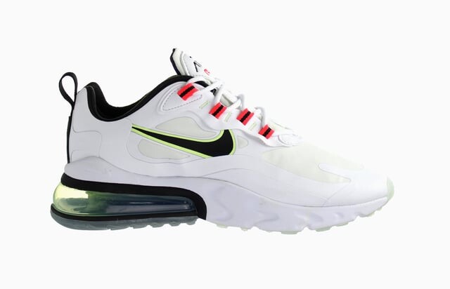 Air Max 270 реагирует на женщин из кроссовок Nike, белый