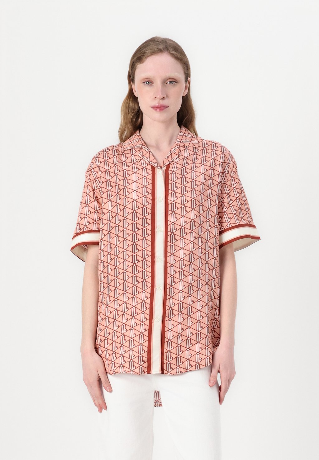 

Блузка на пуговицах Lacoste, коричневый
