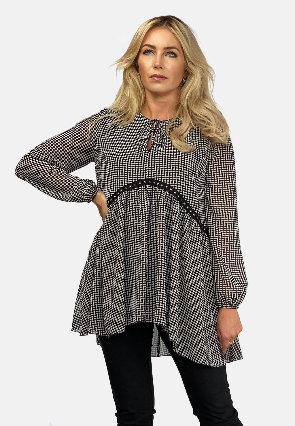 

Туника WITH DECORATIVE REGINA FASHION, бежевый