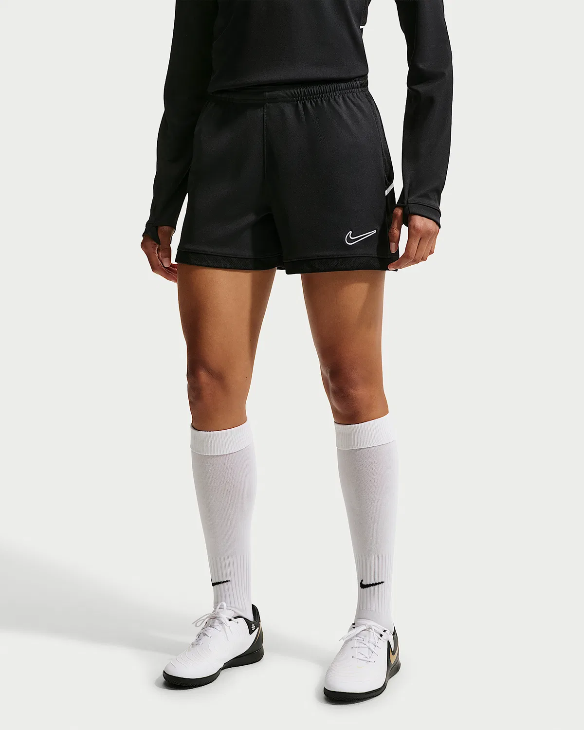 Женские футбольные шорты Nike Academy Dri-FIT 4", Black/Black/White/White — фото 2