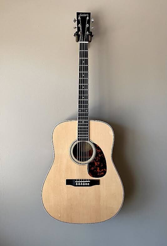 

Акустическая гитара Larrivee D-44 Spruce and Mahogany Gloss FREE SHIPPING