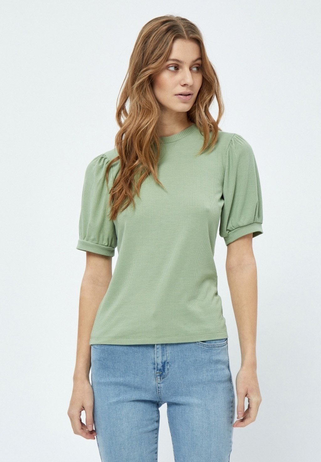 

Базовая футболка MIJOHANNA TEE Minus, цвет basil green