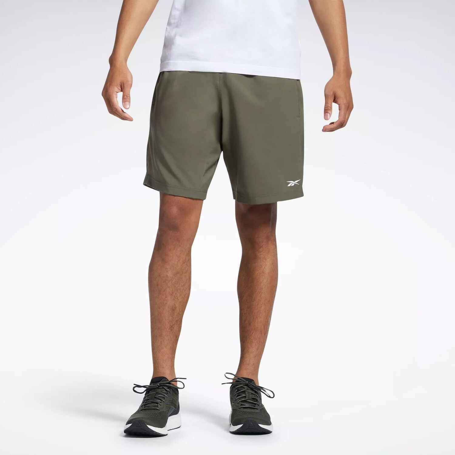 

Готовые шорты для тренировок Reebok, цвет Army Green