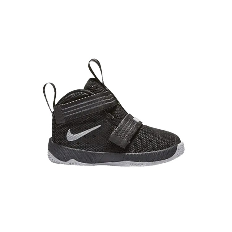 

Кроссовки Nike LeBron Soldier 10 TD, Black Metallic Silver