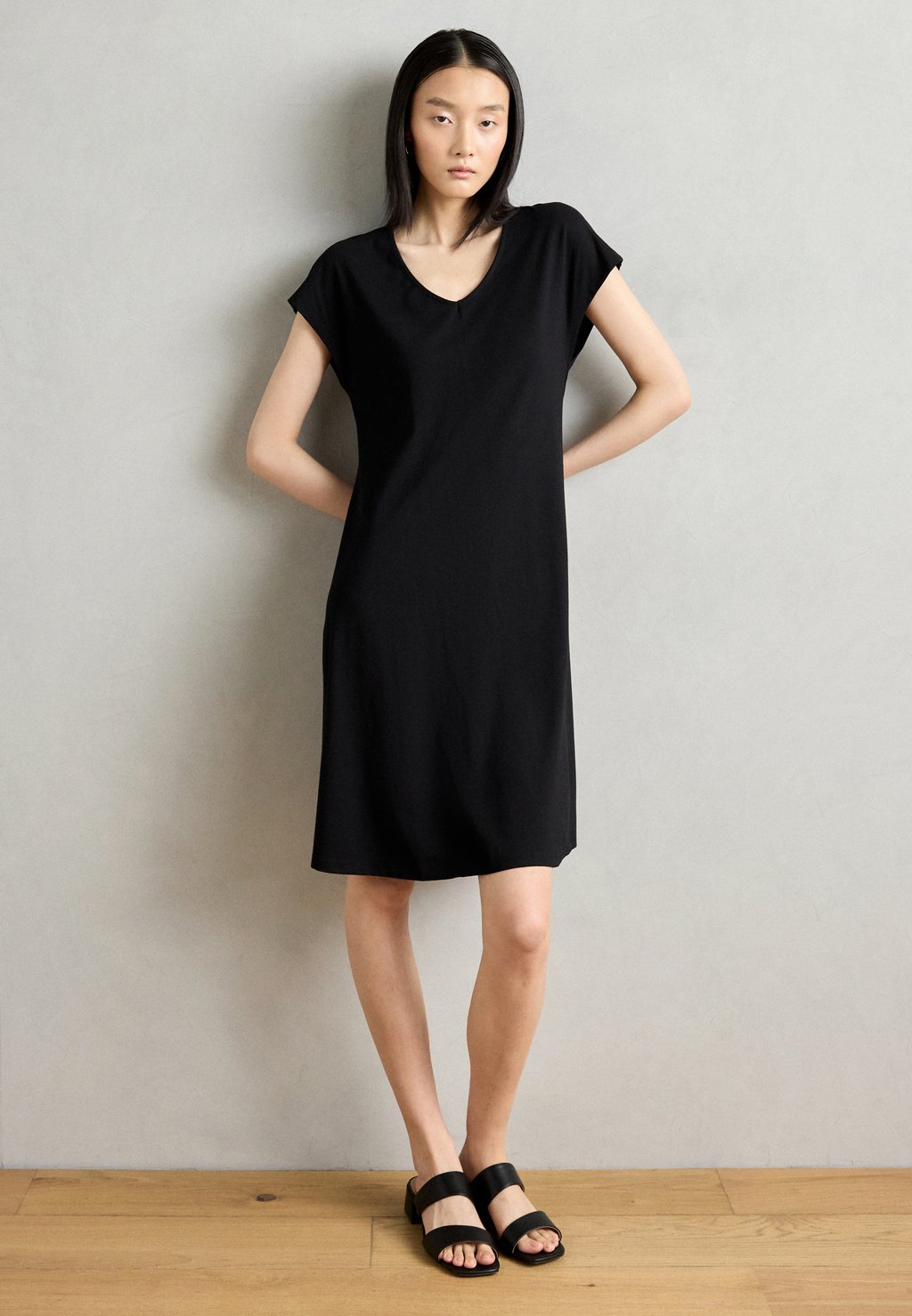 

Платье из джерси DRESS V NECK Marc O'Polo, черный