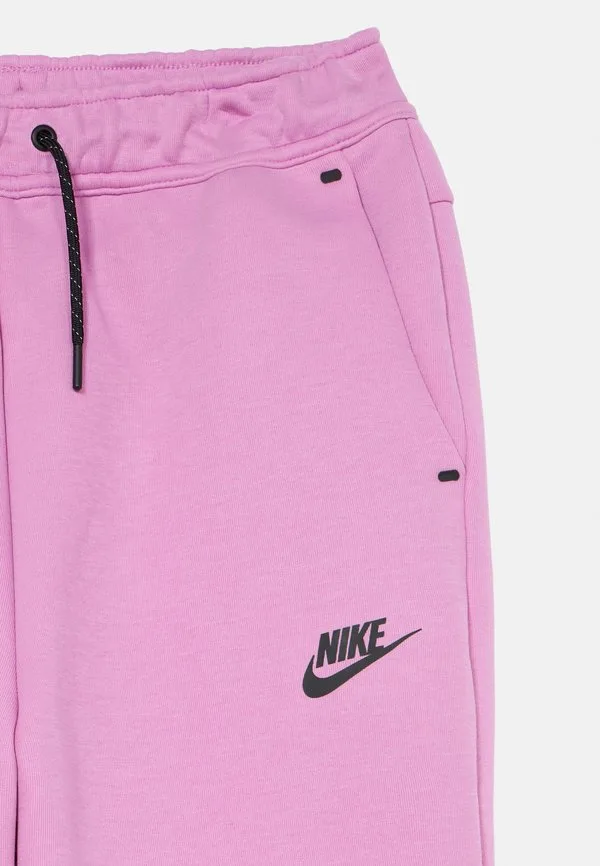 Технологичные спортивные штаны Nike Sportswear, Magenta/Black — фото 3