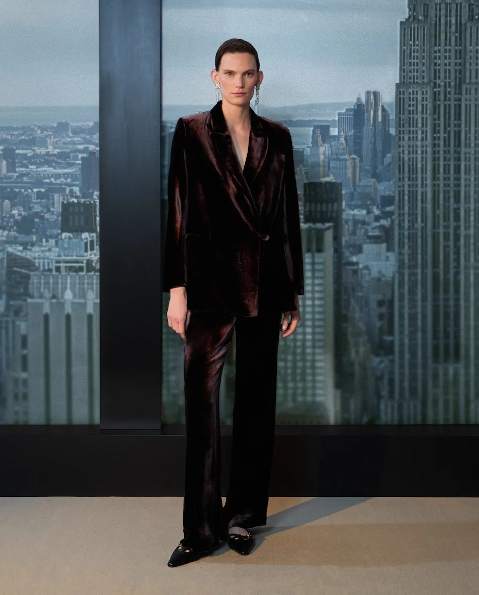 

Женские брюки из однотонного бархата Woman Limited El Corte Inglés, бордовый