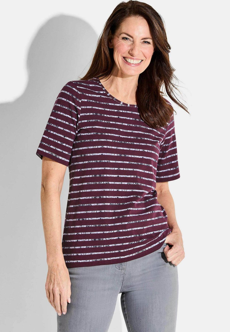 

Футболка GOLDNER Print T-shirt, Berry/Grey Striped/Berry, Серый, Футболка GOLDNER Print T-shirt, Berry/Grey Striped/Berry