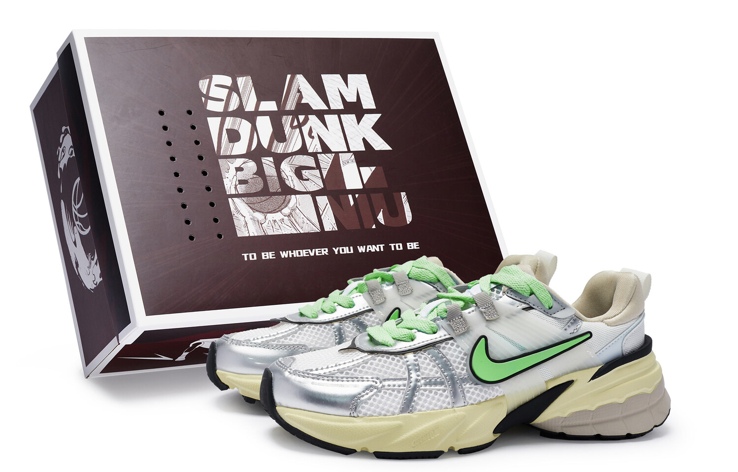 

Кроссовки для бега V2K Run женские с низким верхом, белые/зеленые Nike