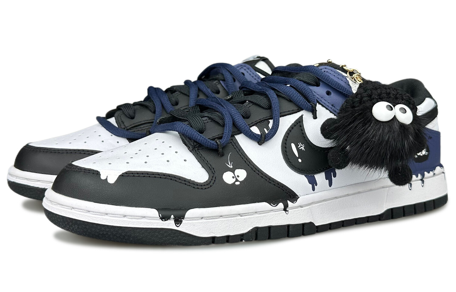 

Кроссовки Nike Dunk Skateboarding Shoes Women's Low-top Black/blue/white, черный