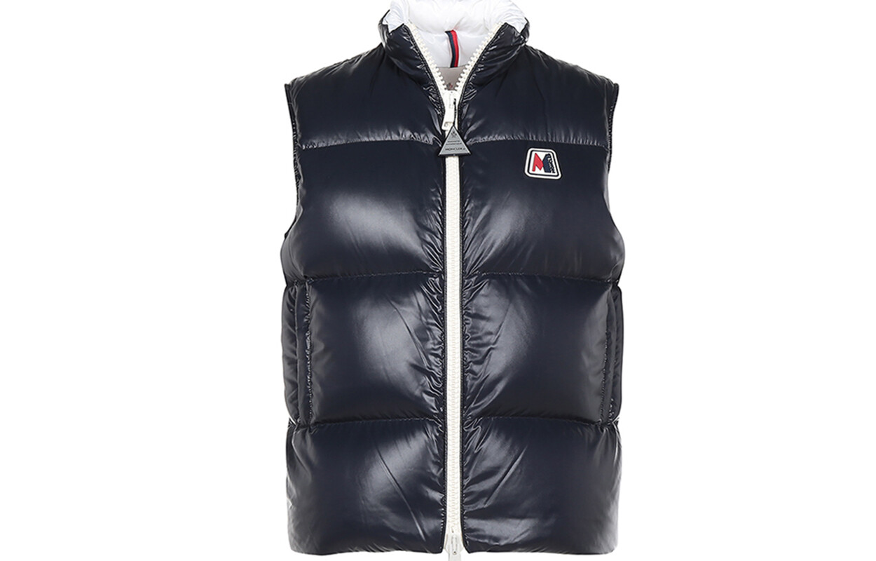 

Жилет мужской темно-синий Moncler