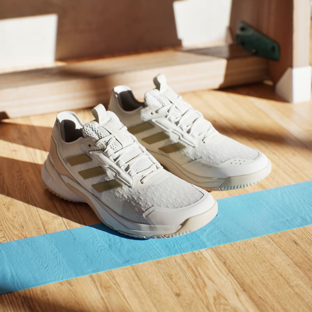 Кроссовки Adidas Crazyflight 6 Indoor Shoes, цвет Off White/Gold Metallic/Crystal Sand — фото 4