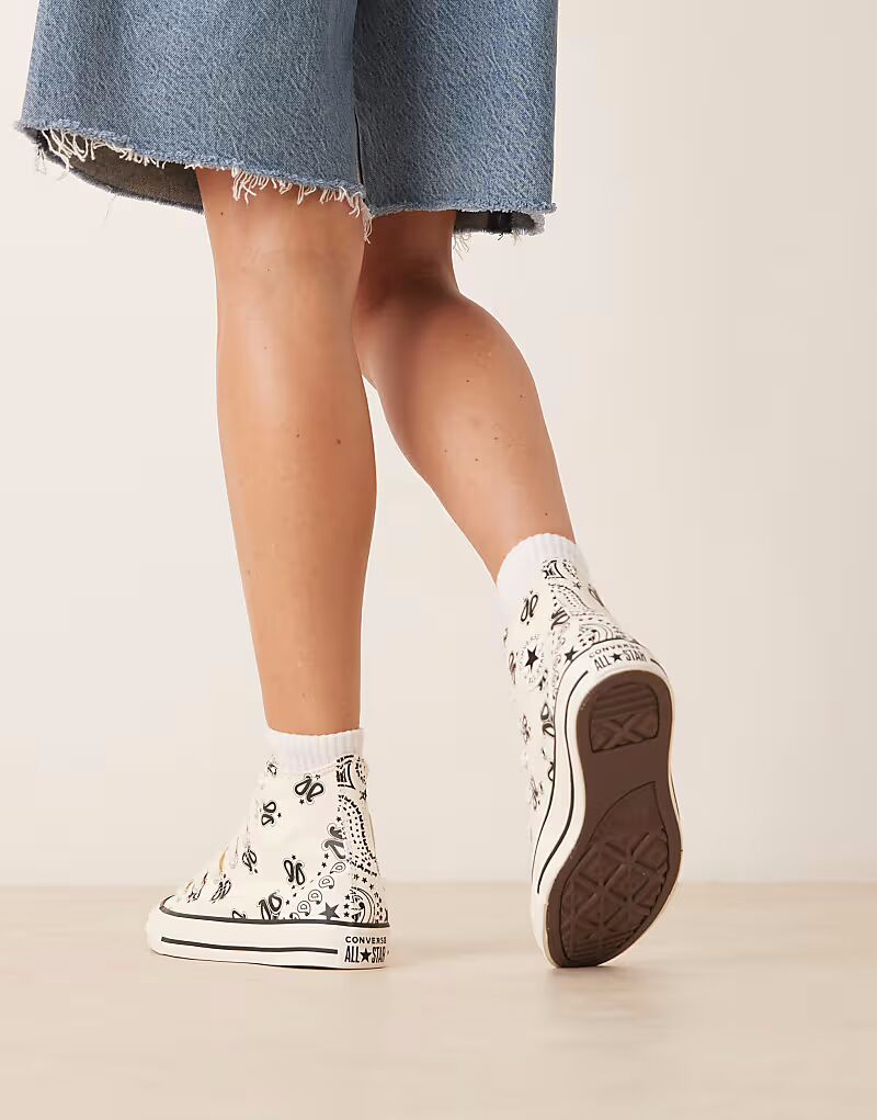 Кеды Converse Chuck Taylor All Star Hi в цвете «кремовый» с цветочным узором — фото 3