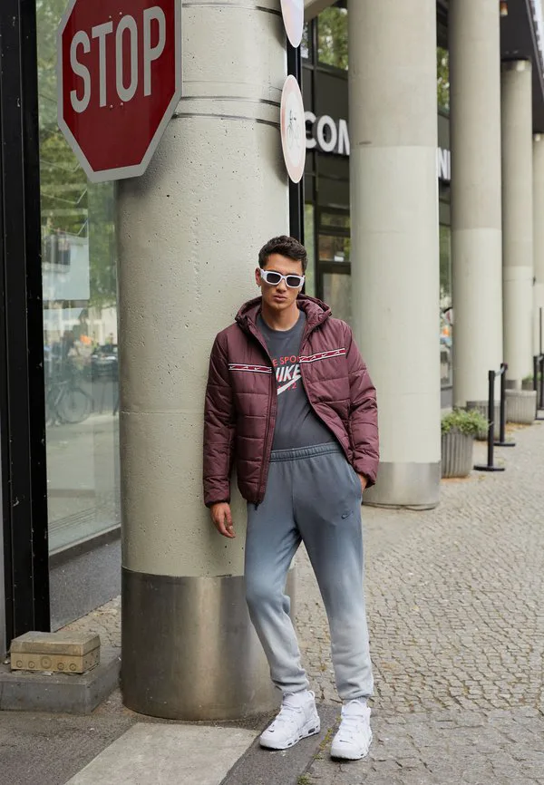 Спортивные брюки Nike Sportswear, Dark Smoke Grey/Light Smoke Grey