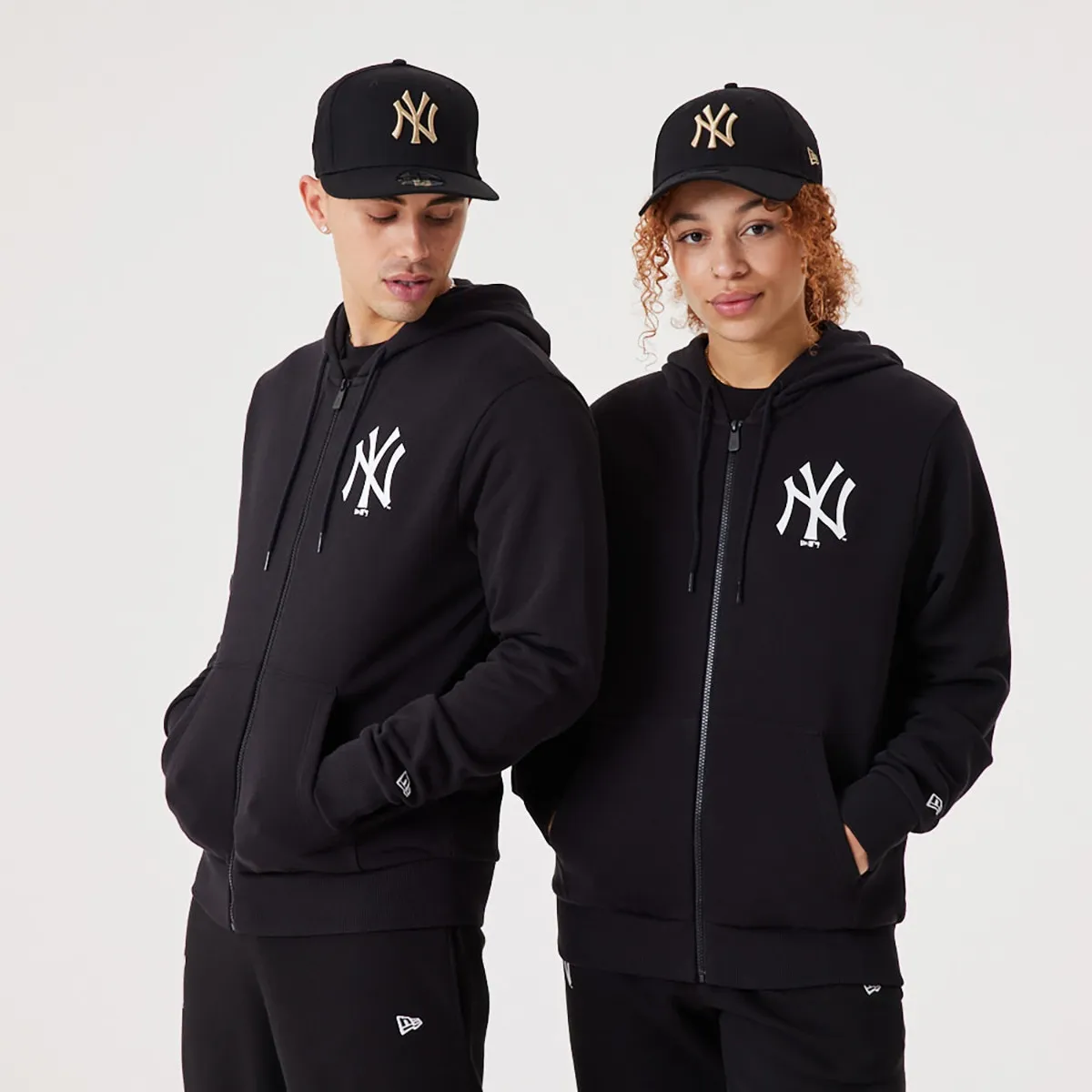 

Унисекс худи Нью-Йорк Янкиз MLB Essentials New Era, черный