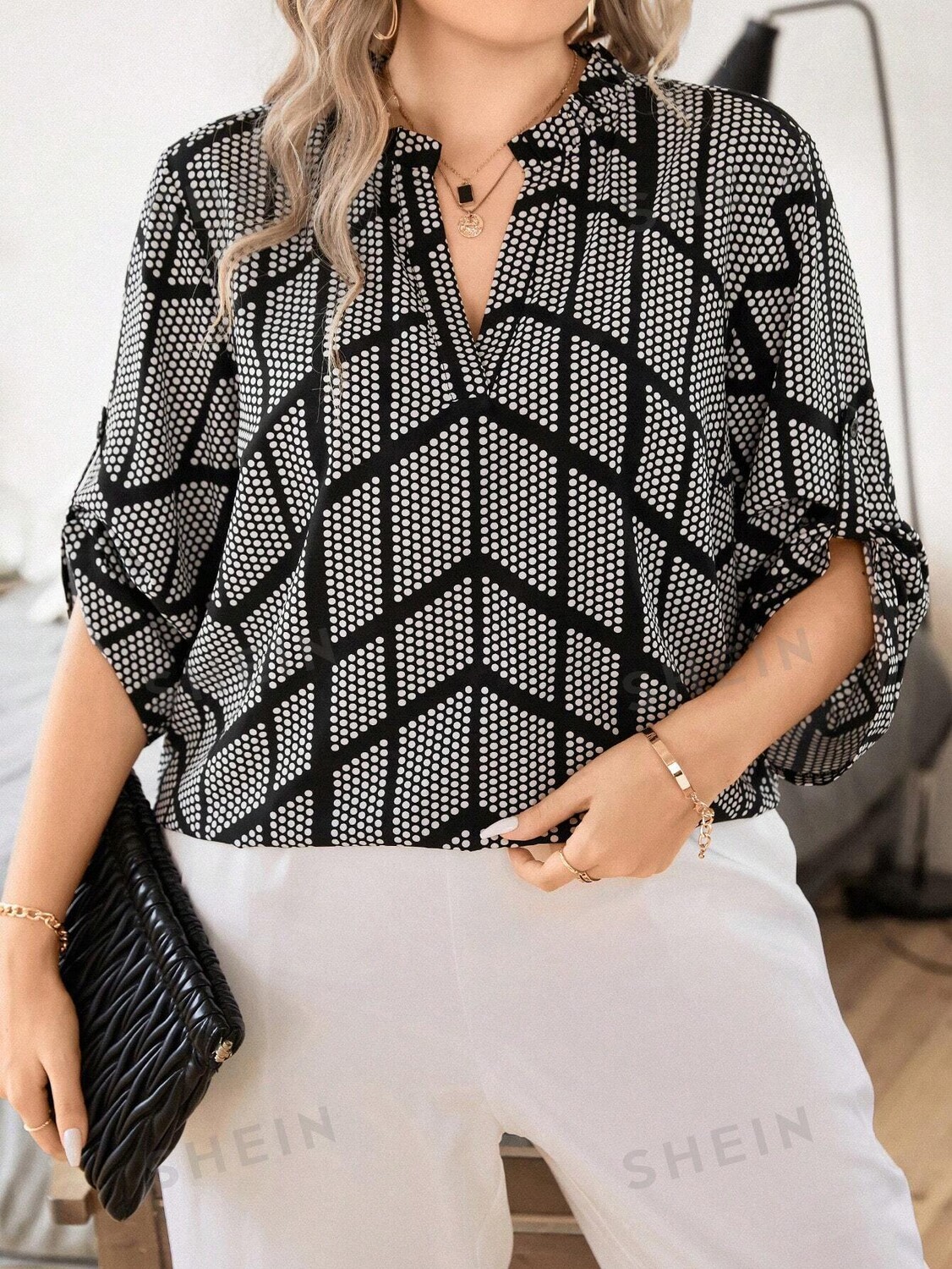 

Clasi Plus Блузка в горошек с рукавами с пряжками Shein, черный