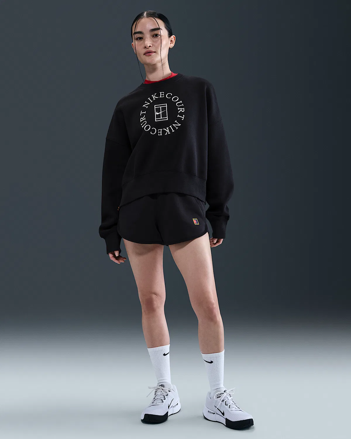 Женский оверсайз свитшот с круглым воротом NikeCourt Heritage Phoenix Fleece, Black/Anthracite — фото 4