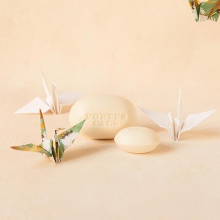 Ароматизированное мыло White Crane 150 г с роскошными ароматами юдзу, ветивера, мандарина Portus Cale — фото 3