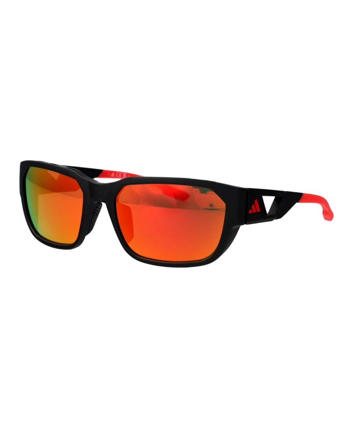 

Классические солнцезащитные очки для активного образа жизни. Adidas, черный