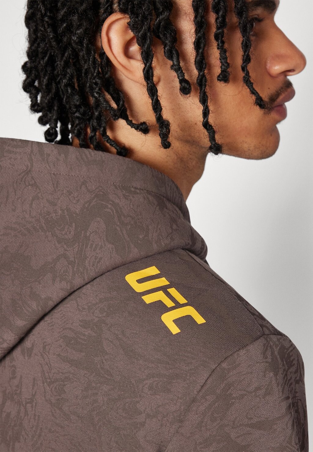 

Толстовка с капюшоном UFC FIGHT WEEK MENS HOODIES Venum, темно-коричневый