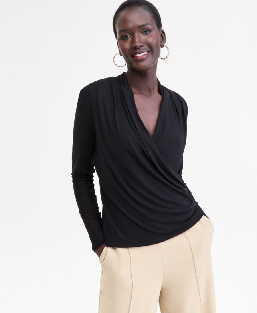 

Женская блузка с V-образным вырезом из сетчатой ткани с принтом INC International Concepts, Deep Black