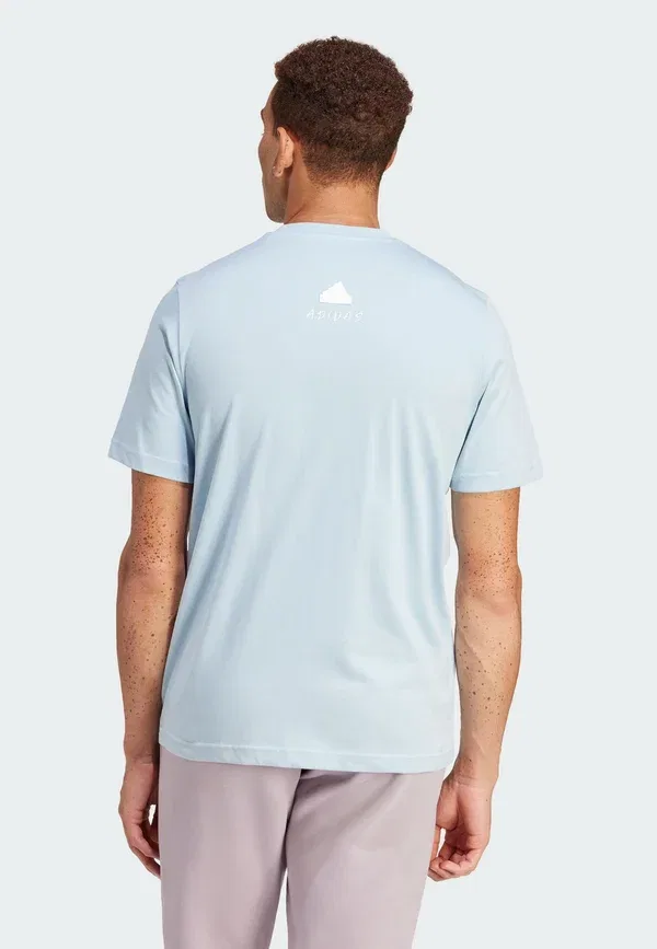 Футболка с графическим принтом Adidas Sportswear All day dream about..., синяя — фото 2