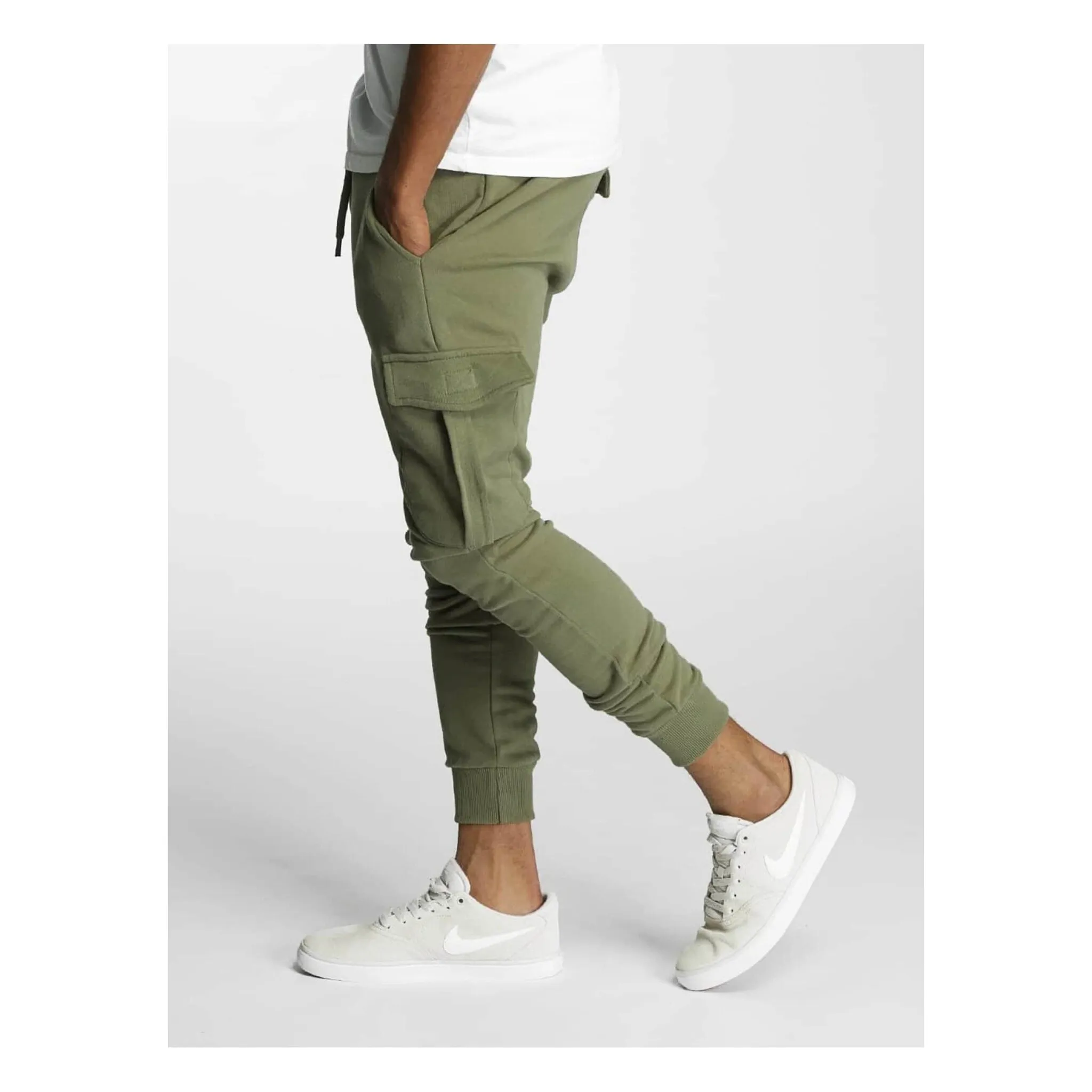 

Брюки из ткани DEF "DEF Men's DEF Gringo Sweatpants Beige" (1 шт.), оливковый
