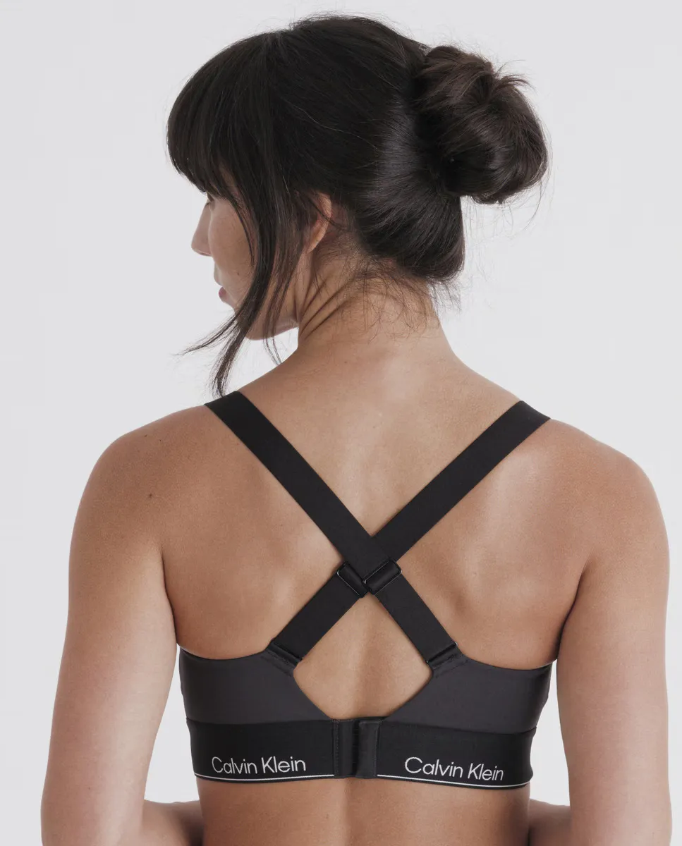 Женский спортивный бюстгальтер Calvin Klein Modern Sport, черный — фото 2