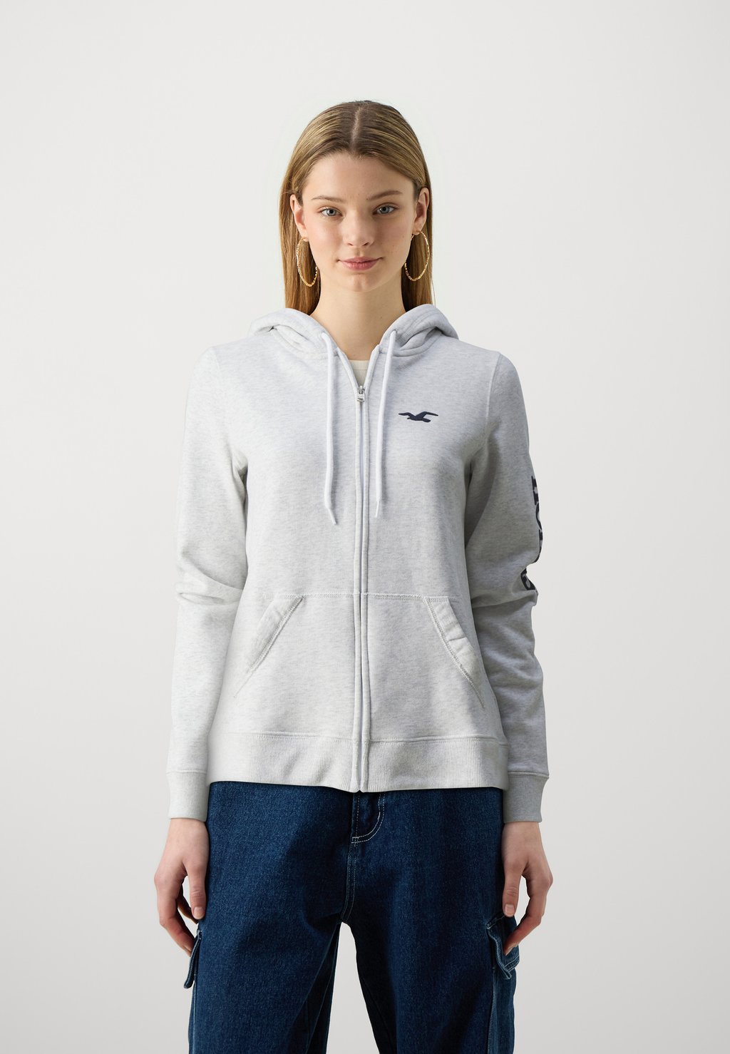 

Толстовка TECH CORE FULL ZIP Hollister Co., серый