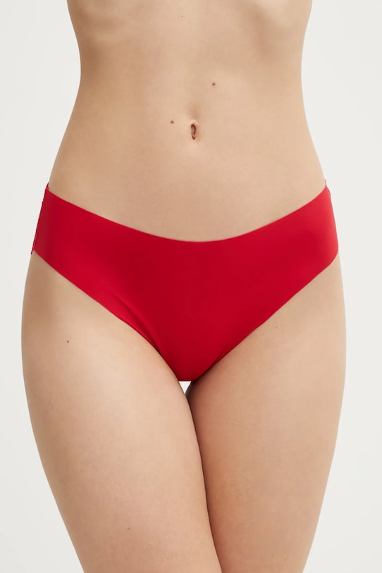 

Трусы United Colors of Benetton, красный