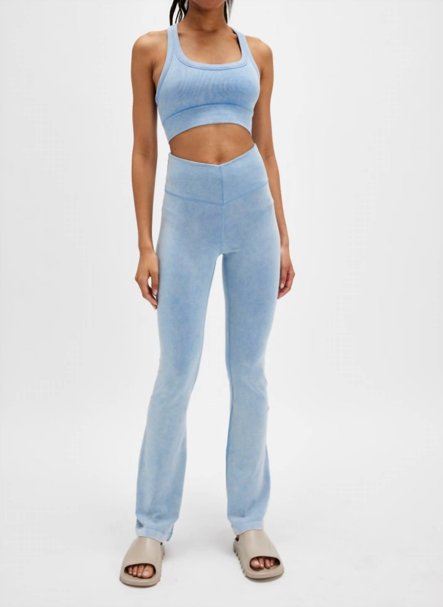 

Женские гладкие расклешенные леггинсы Go To цвета деним-синий Free People, Denim Blue