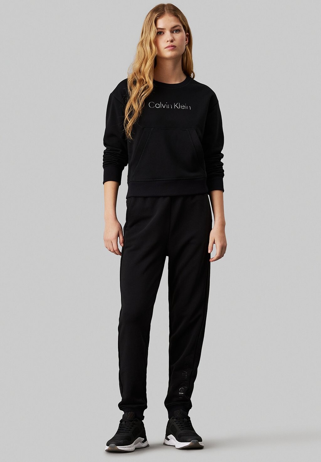 

Толстовка FRENCH POCKET Calvin Klein, черный