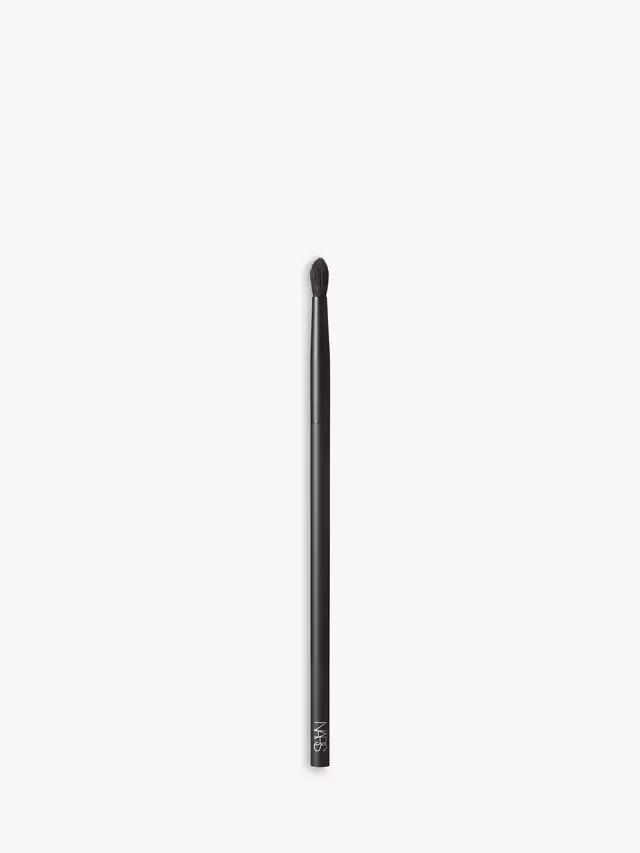 23. Кисть для точного смешивания NARS