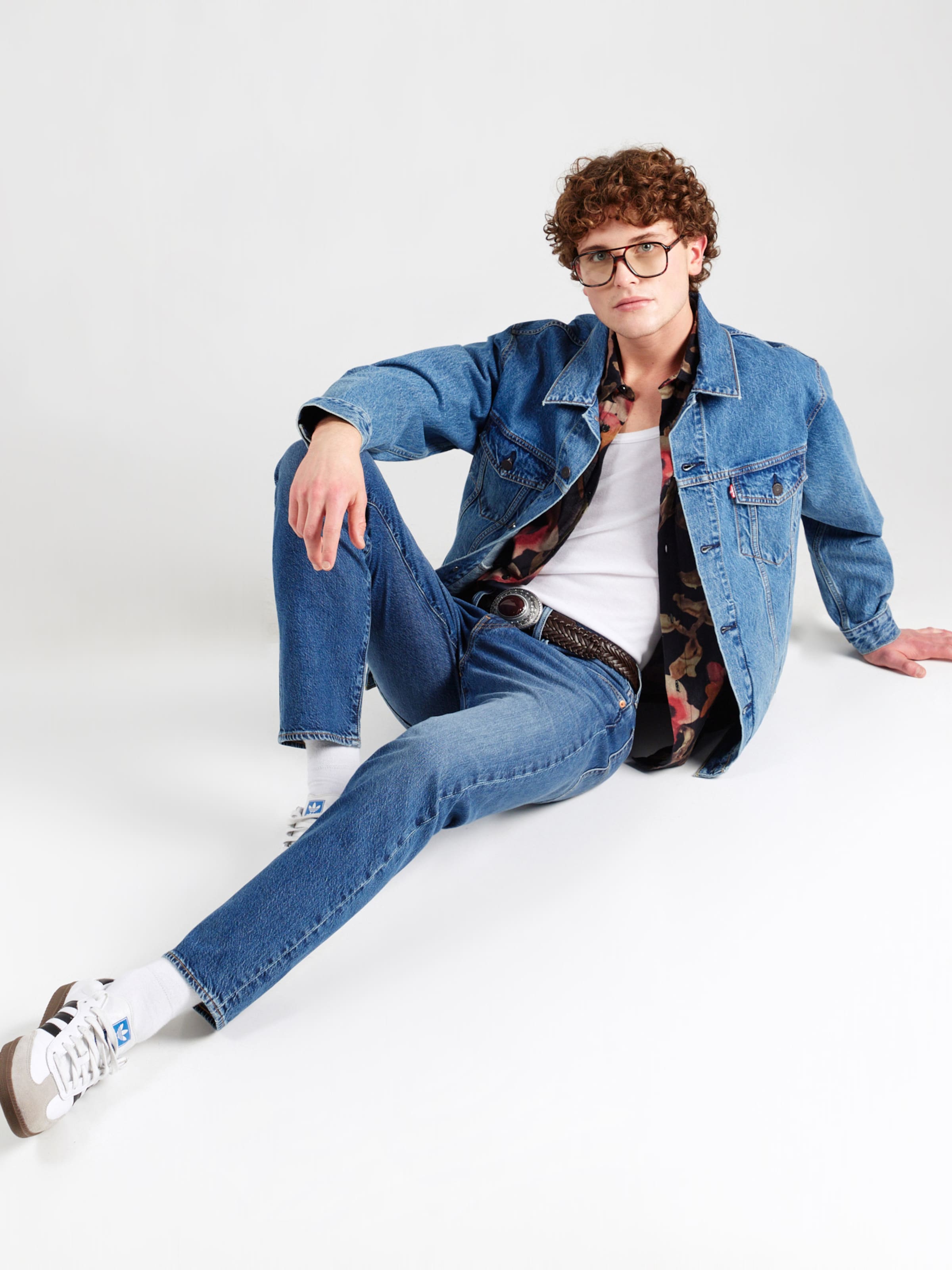LEVI'S  Куртка для межсезонья 'Relaxed Type III Trucker Jacket' в синем цвете — фото 4