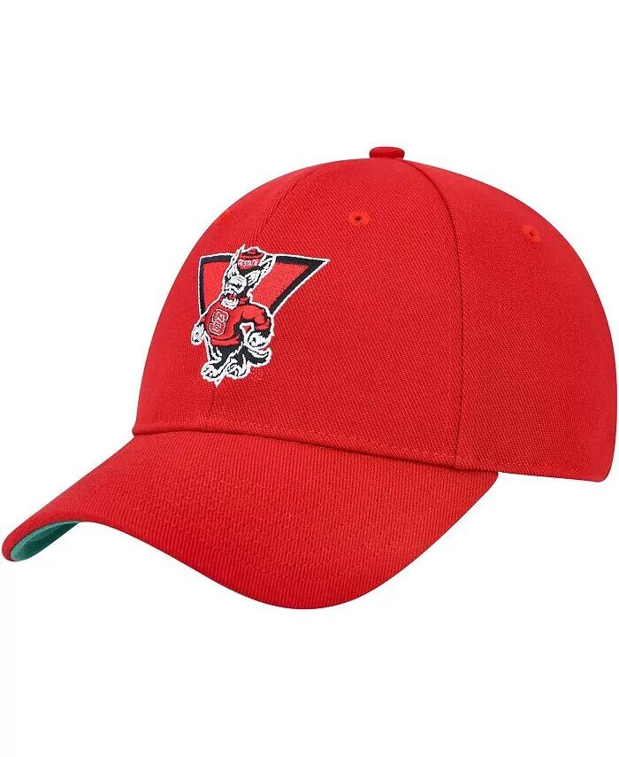 

Мужская красная кепка с напуском и гибкой кепкой NC State Wolfpack Vault Adidas