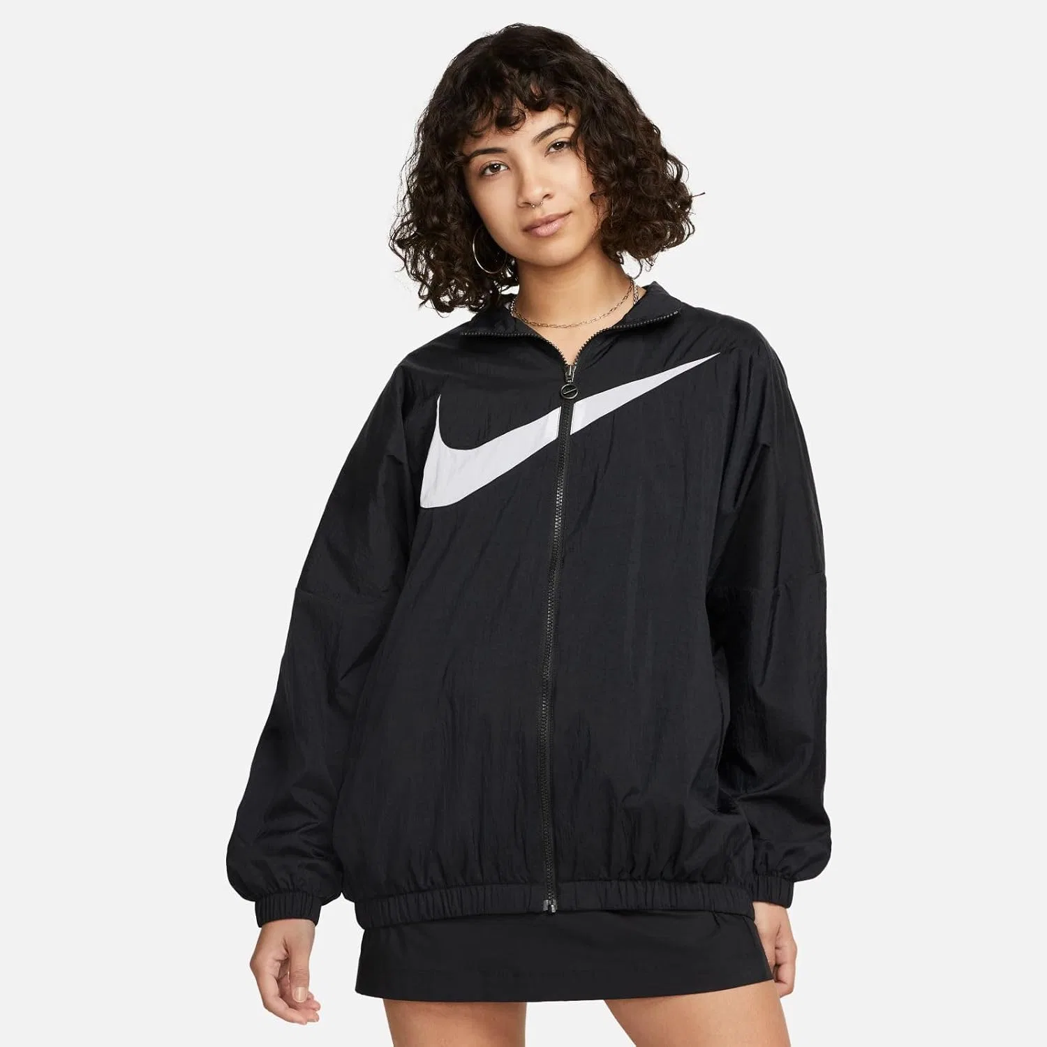 Куртка женская Nike Sportswear Essential, Black/White