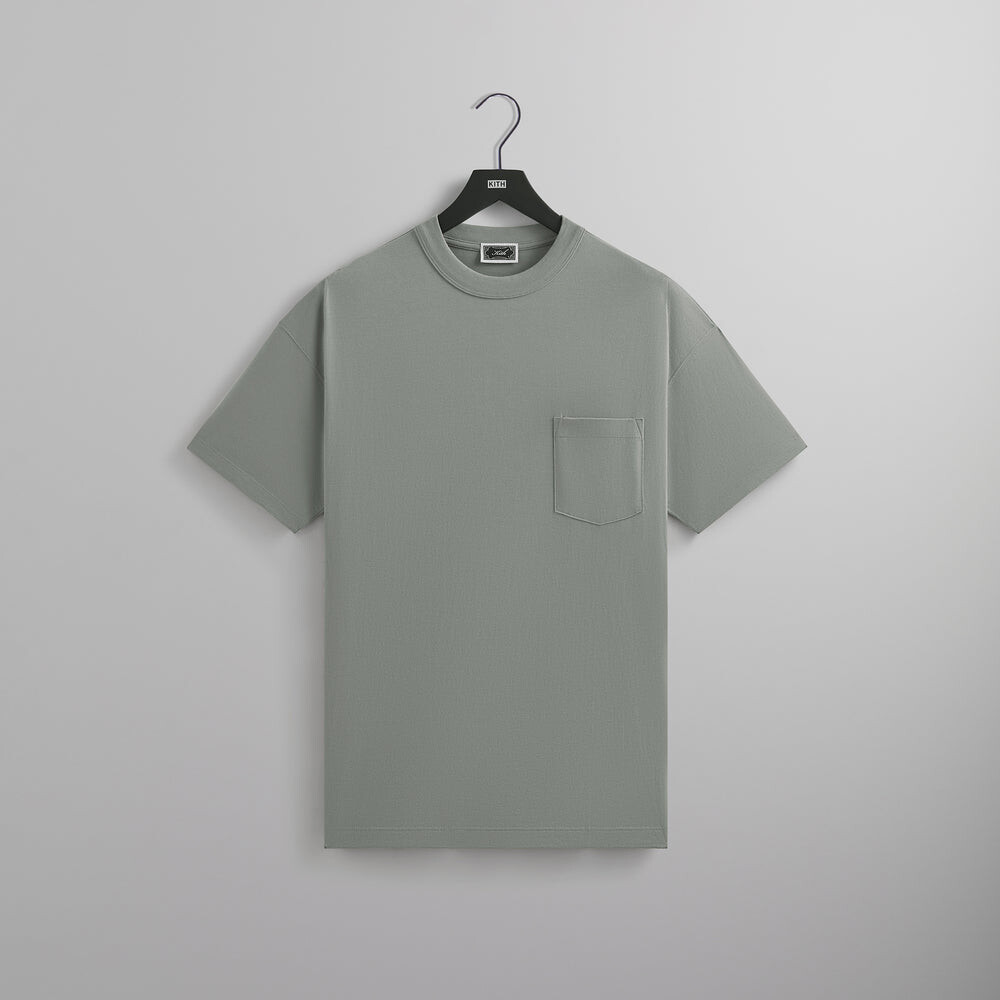 

Футболка Kith Leonard Pocket Tee, цвет Atrium