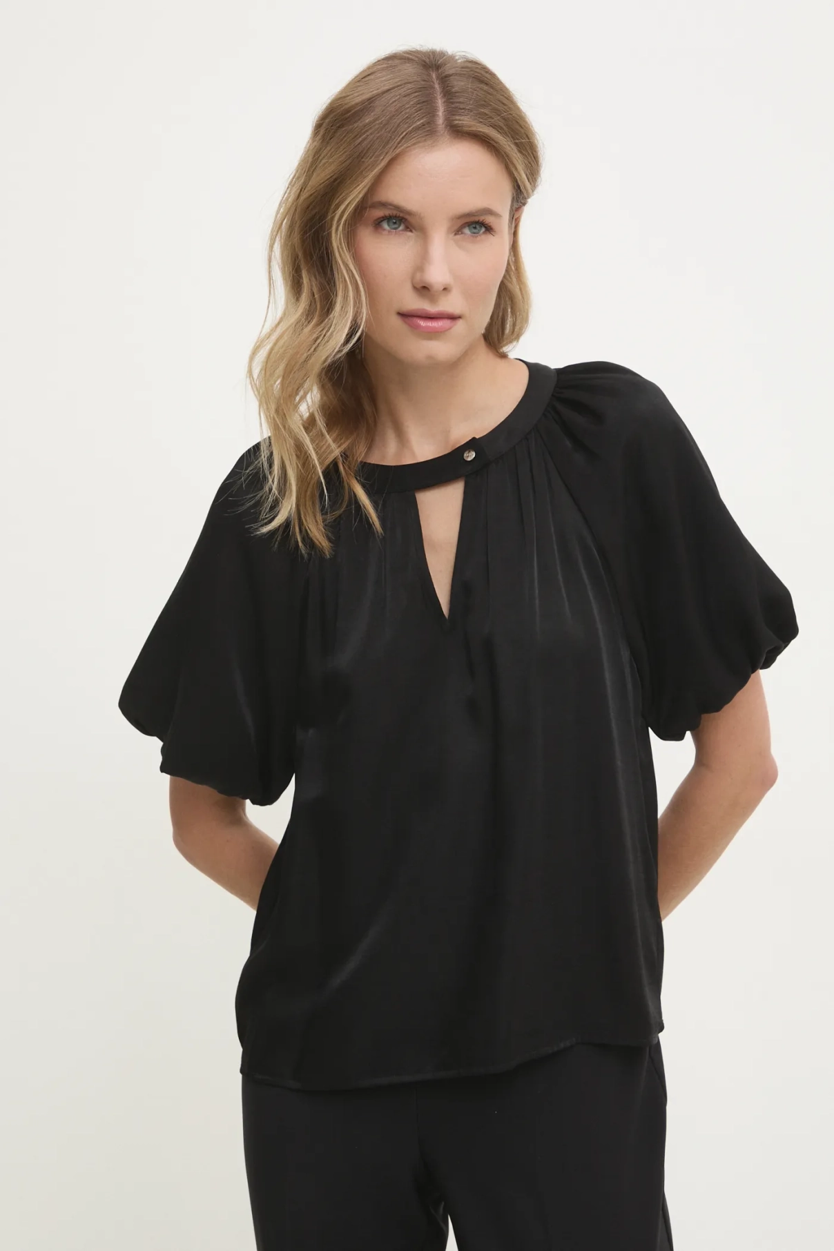 

Dkny блузка, черный